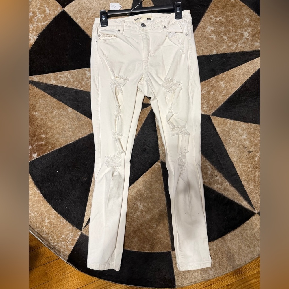 Garage White Distressed Jeans #0043